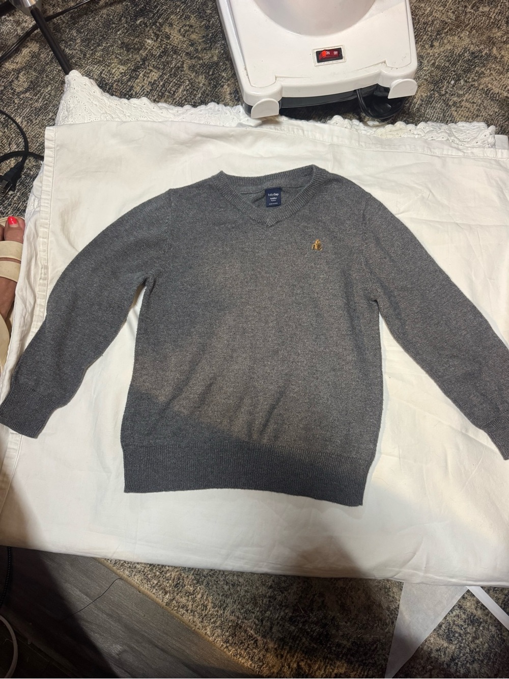 GAP kids Charcoal Gray V-Neck Sweater with Embroidered Logo#232